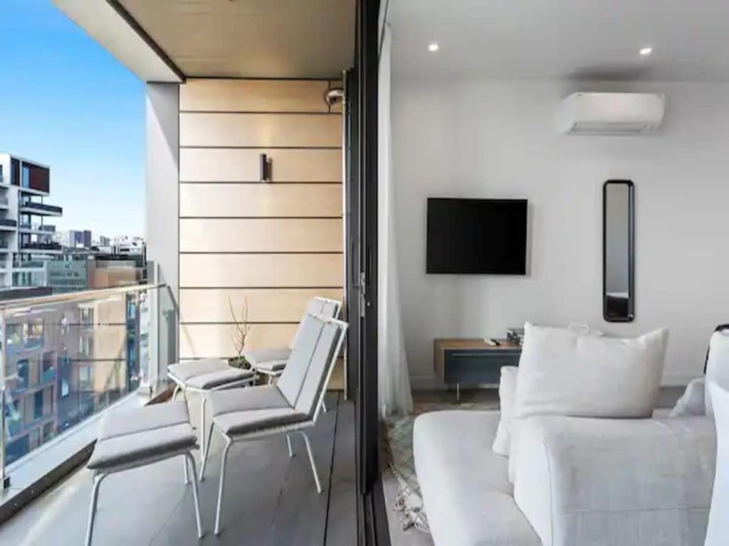 Modern One Bedroom Apartment In Wynyard Quarter Окленд Экстерьер фото